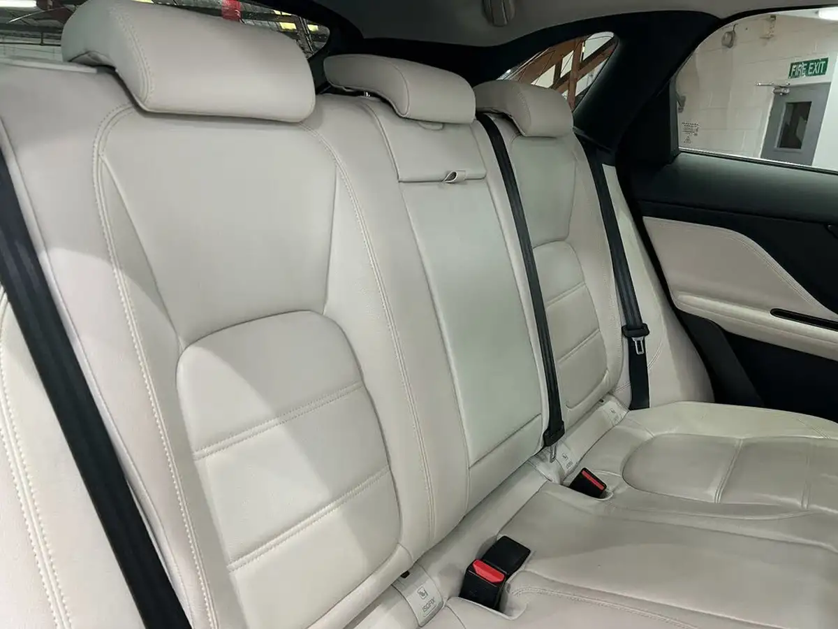 2017-jaguar-f-pace-20-i4d-prestige-180ps-awd-auto-big-54