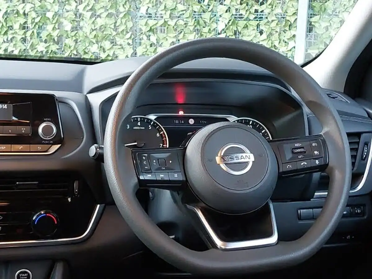 2021-nissan-qashqai-13-dig-t-visia-big-6