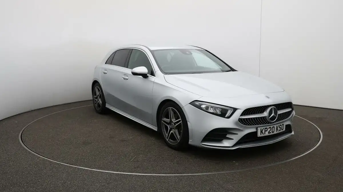 2020-mercedes-benz-a-class-20d-a200d-amg-line-hatchback-5d-big-35
