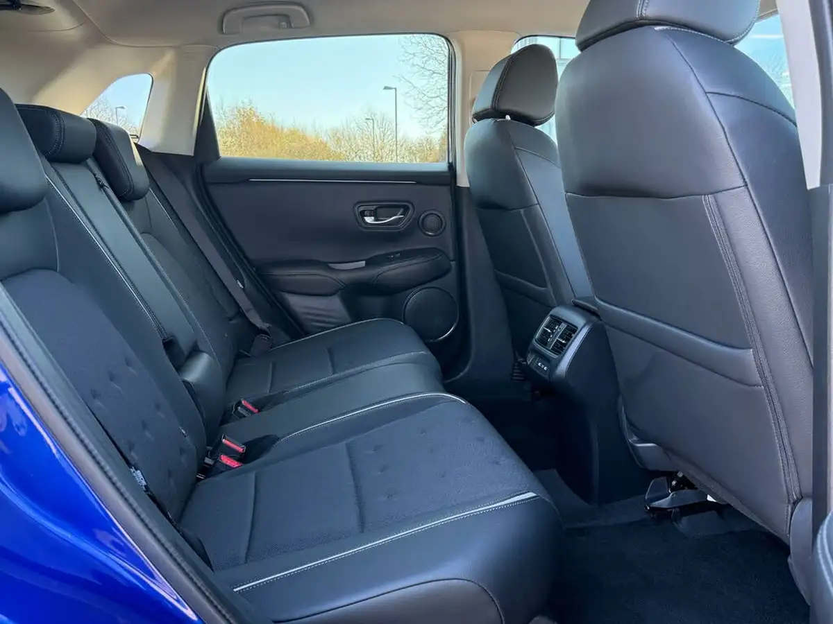 2023-honda-zr-v-20-i-mmd-sport-big-68