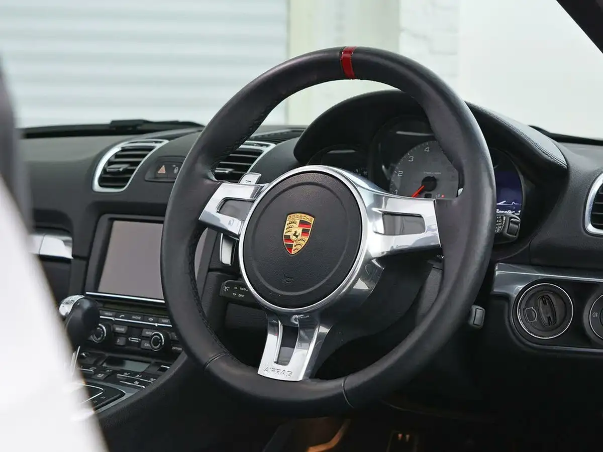 2013-porsche-boxster-s-34-pdk-big-18