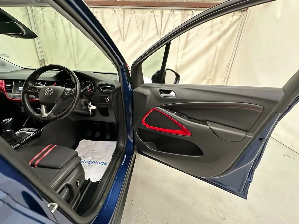 2022-vauxhall-crossland-12i-sri-edition-big-8