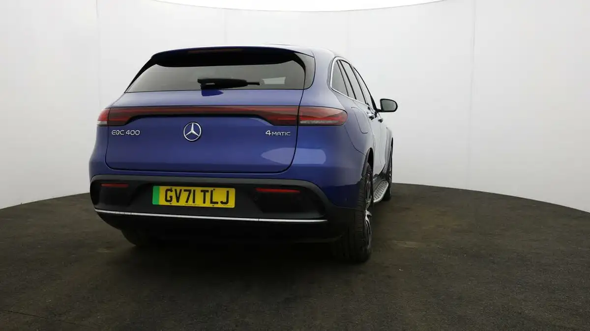 2022-mercedes-benz-eqc-e-eqc-400-amg-line-big-57