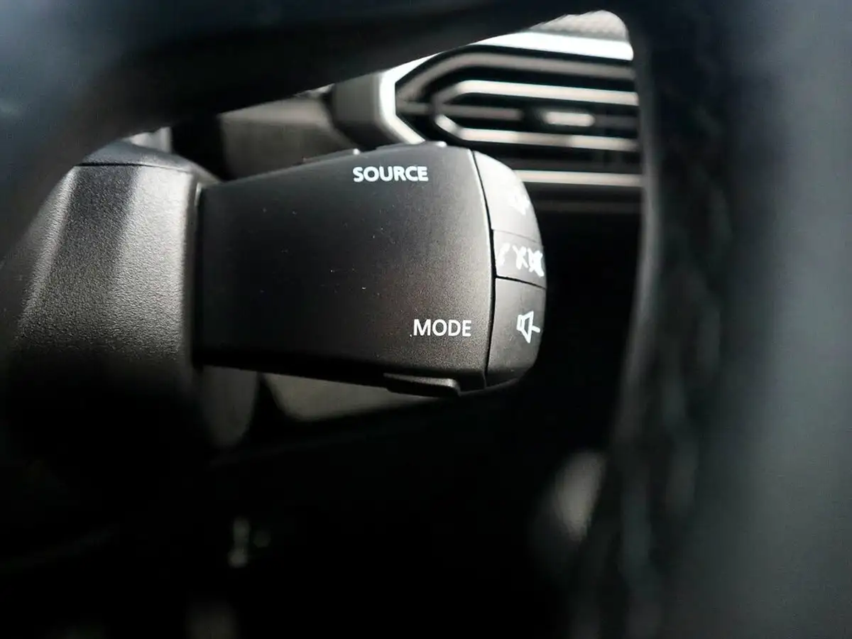 2022-dacia-jogger-10-tce-comfort-big-26