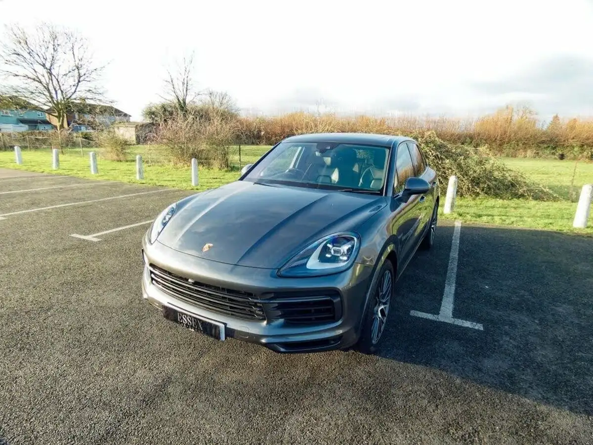 2019-porsche-cayenne-30-v6-s-big-14