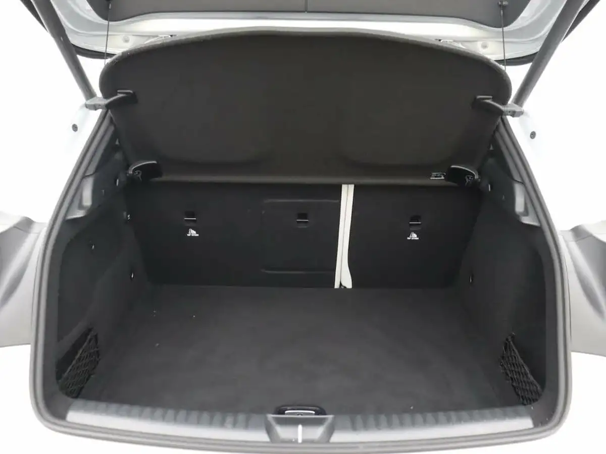 2018-mercedes-benz-gla-class-20-gla-250-sport-211ps-premium-plusss-big-8