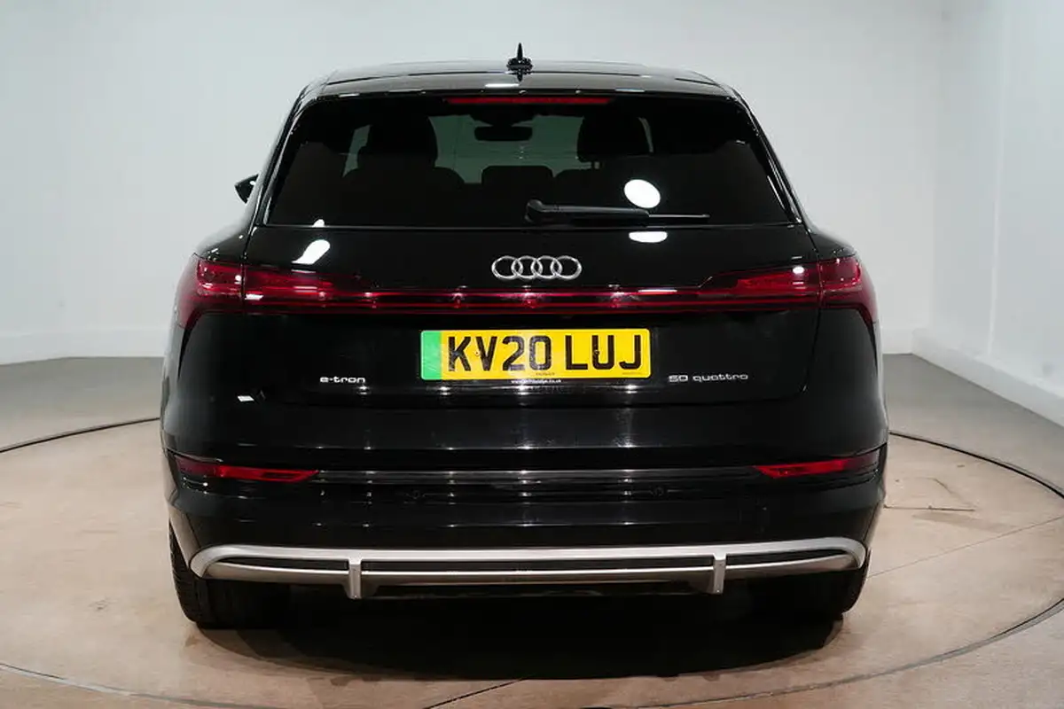 2020-audi-e-tron-50e-s-line-station-wagon-big-11