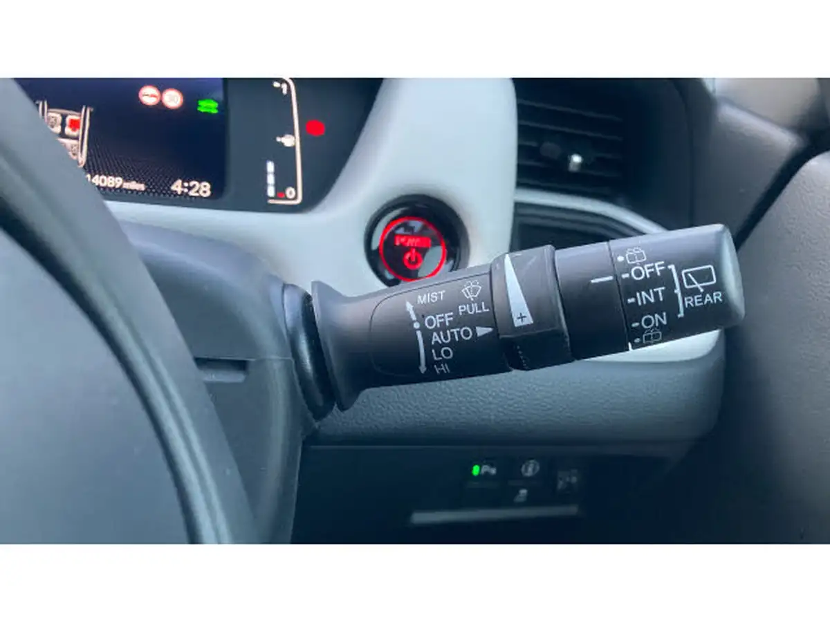 2022-honda-jazz-15-i-mmd-ex-107ps-big-16