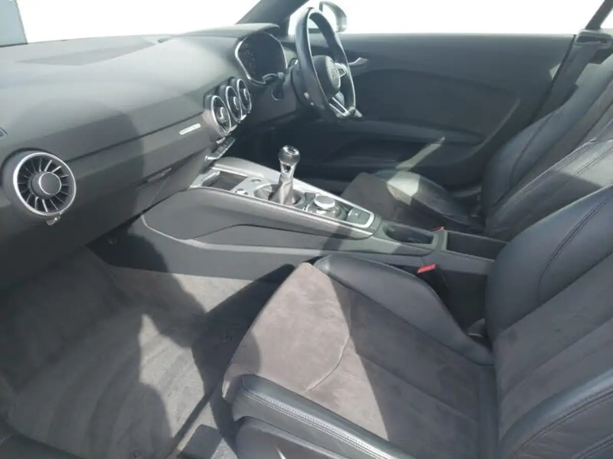2016-audi-tt-coupe-18-tfsi-sport-big-4