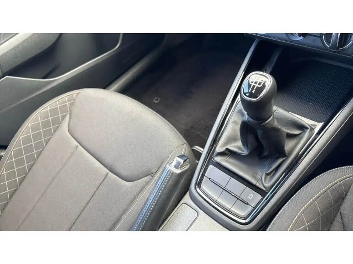 2021-skoda-kamiq-10-tsi-se-95ps-big-13