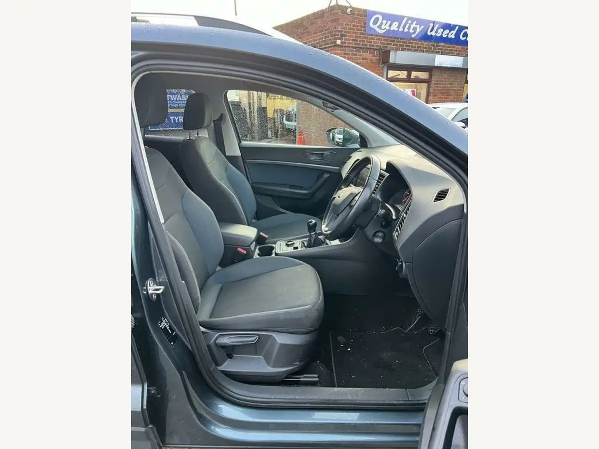 2017-seat-ateca-16tdi-se-technology-big-10