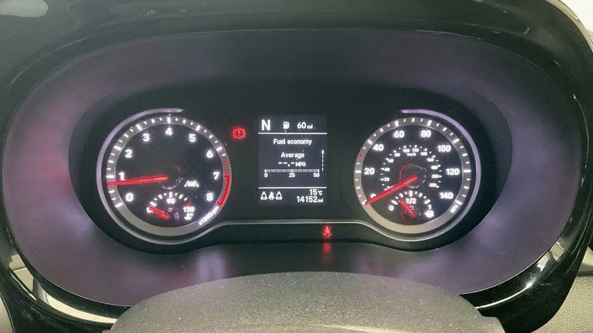 2021-hyundai-i10-12-premium-84ps-1197cc-auto-big-7