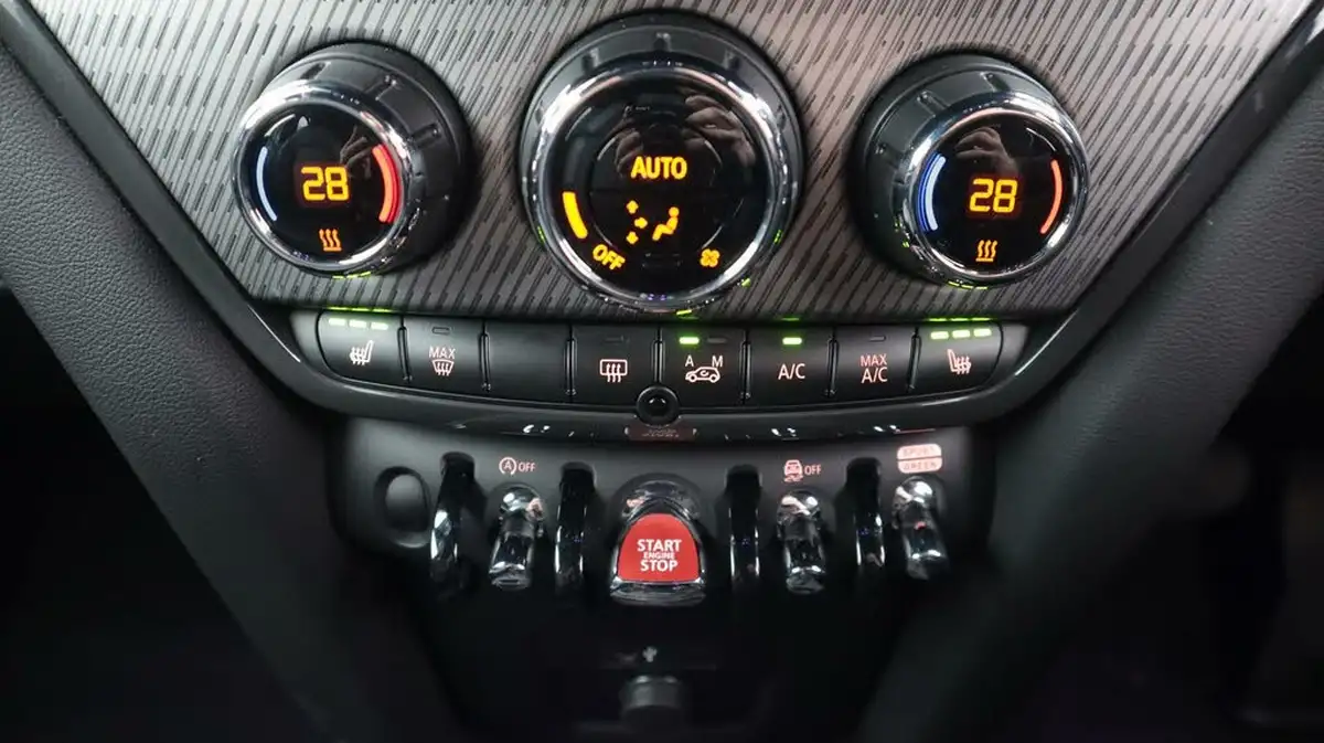 2023-mini-countryman-15-cooper-exclusive-premium-big-12
