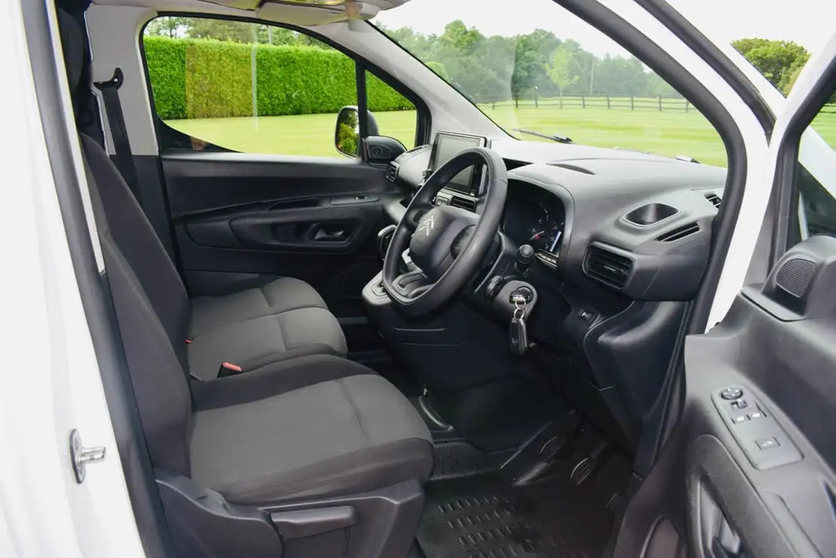 2021-citroen-berlingo-15bluehdi-650-enterprise-ss-big-9