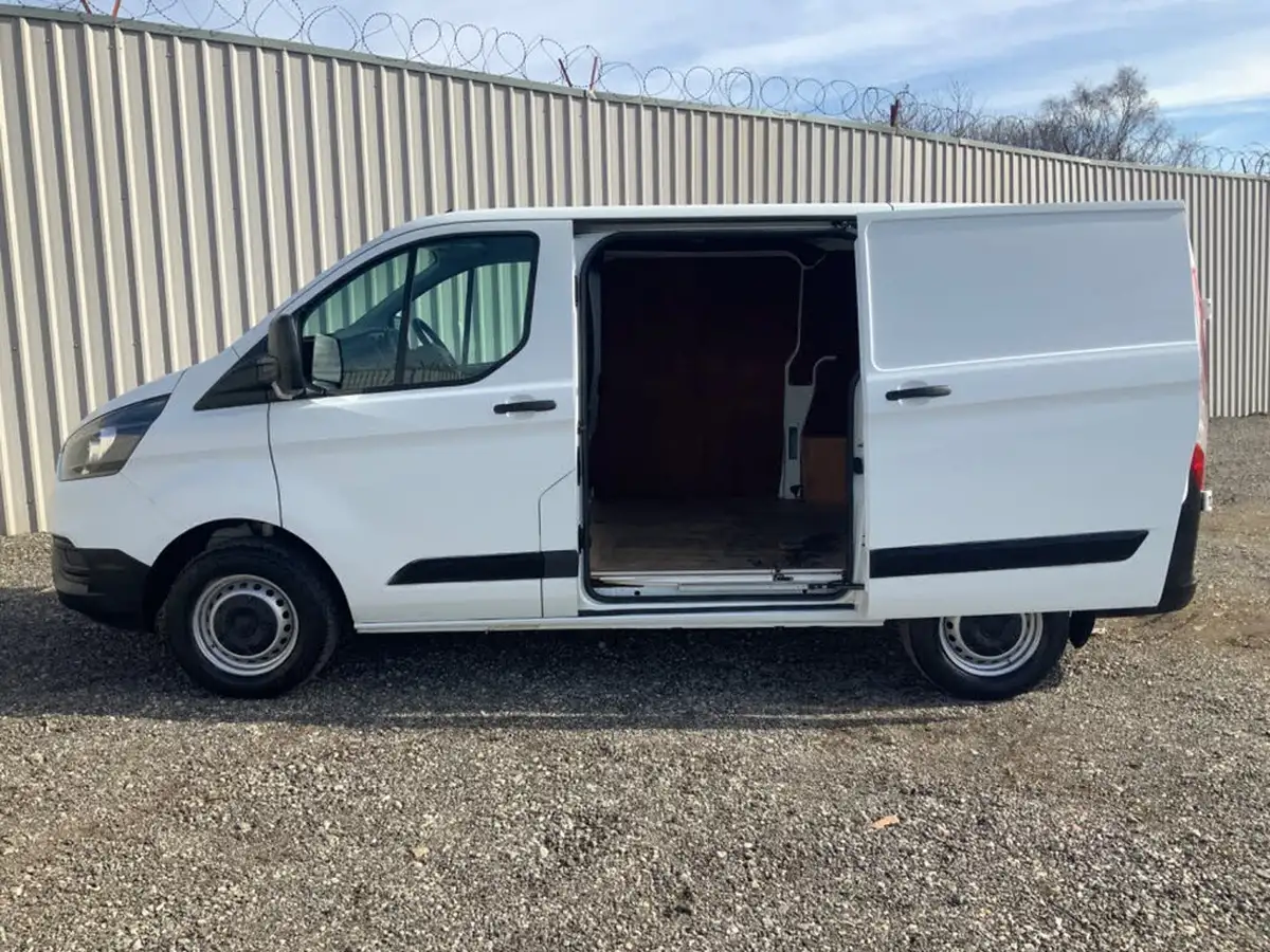 2021-ford-transit-custom-20tdci-300-l1h1-leader-130pseu6dt-panel-van-big-4