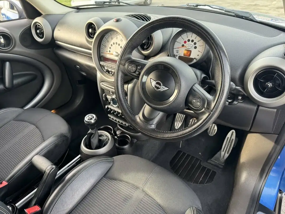 2013-mini-countryman-16-cooper-s-chili-big-10