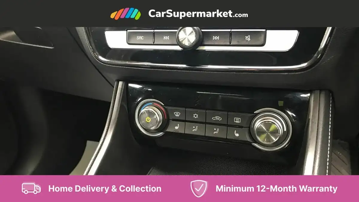 2021-mg-zs-suv-e-exclusive-ev-big-25