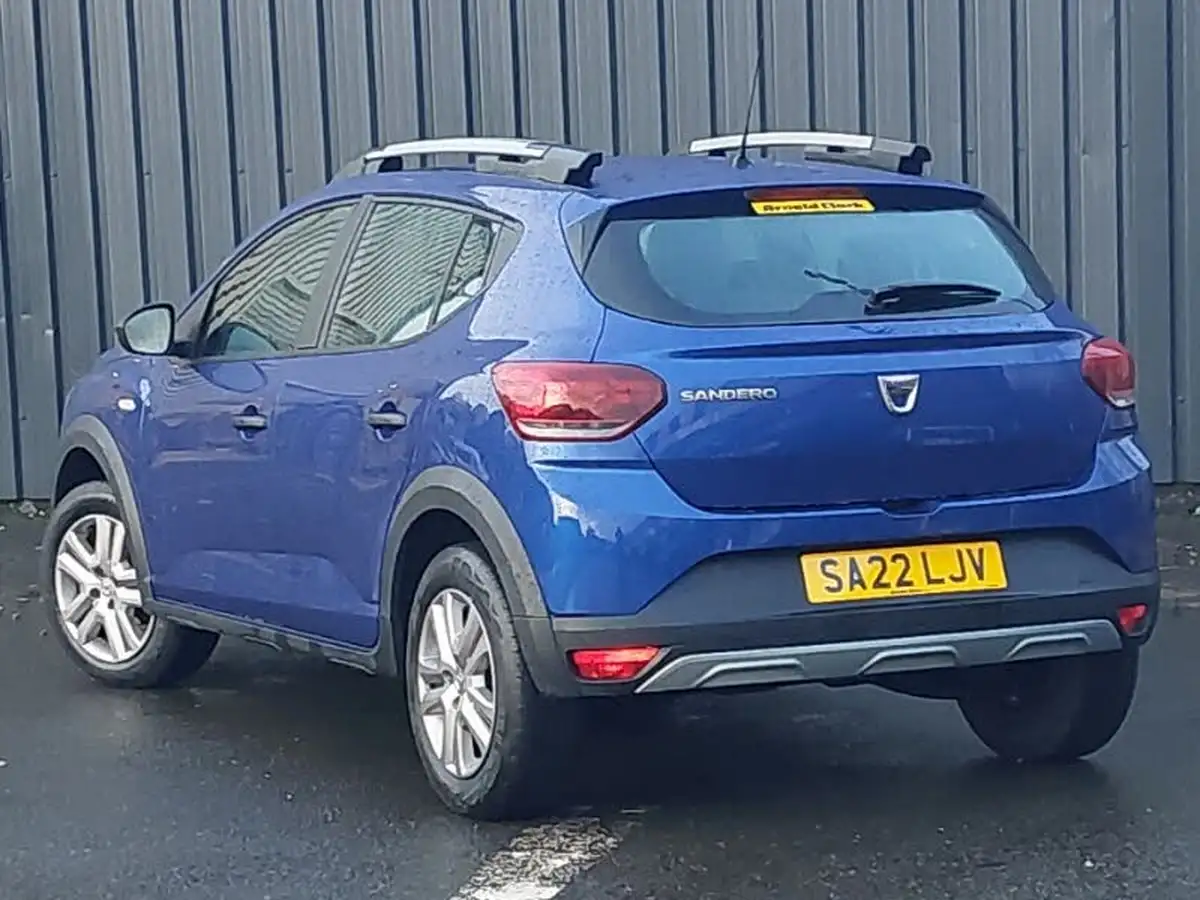 2022-dacia-sandero-stepway-10-tce-essential-90bhp-big-1