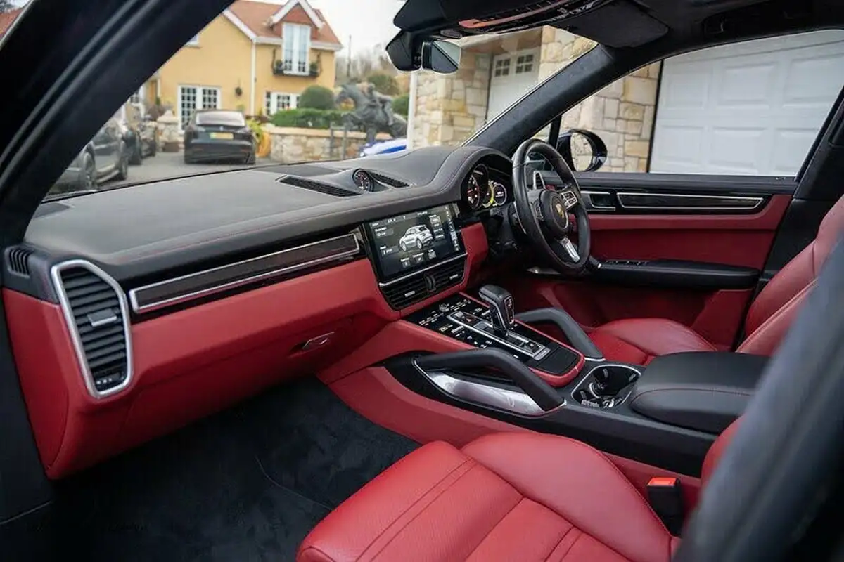 2019-porsche-cayenne-40-v8-turbo-coupe-big-37