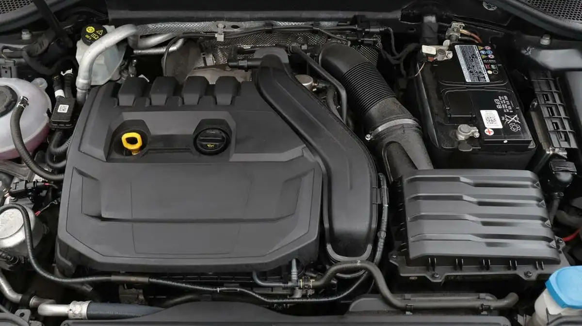 2020-audi-q2-15-35-tfsi-s-line-1498cc-tronic-big-19
