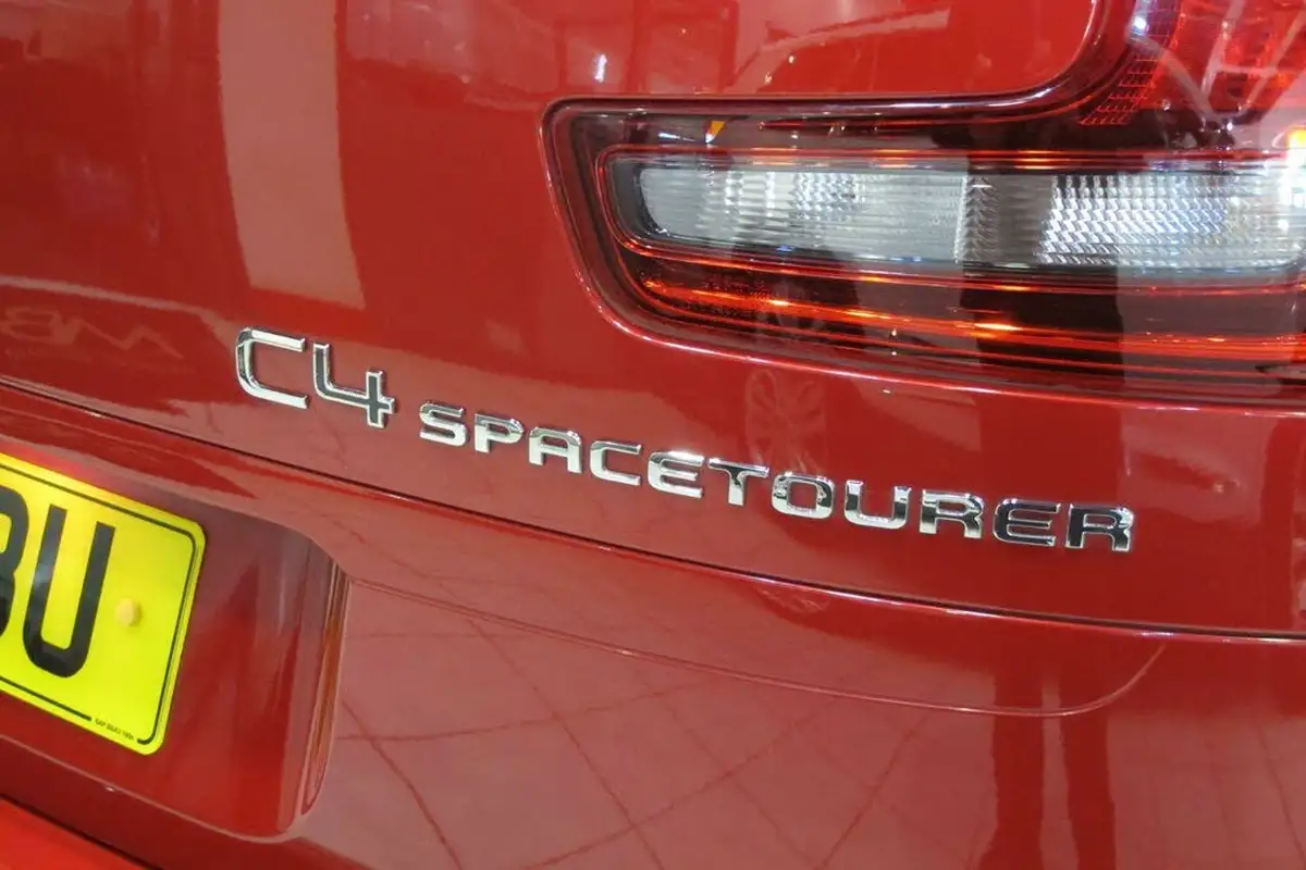 2019-citroen-grand-c4-spacetourer-12-puretech-feel-big-61