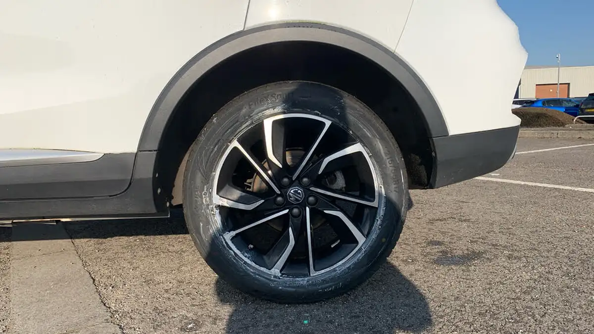 2021-mg-zs-suv-15-vti-tech-exclusive-big-14