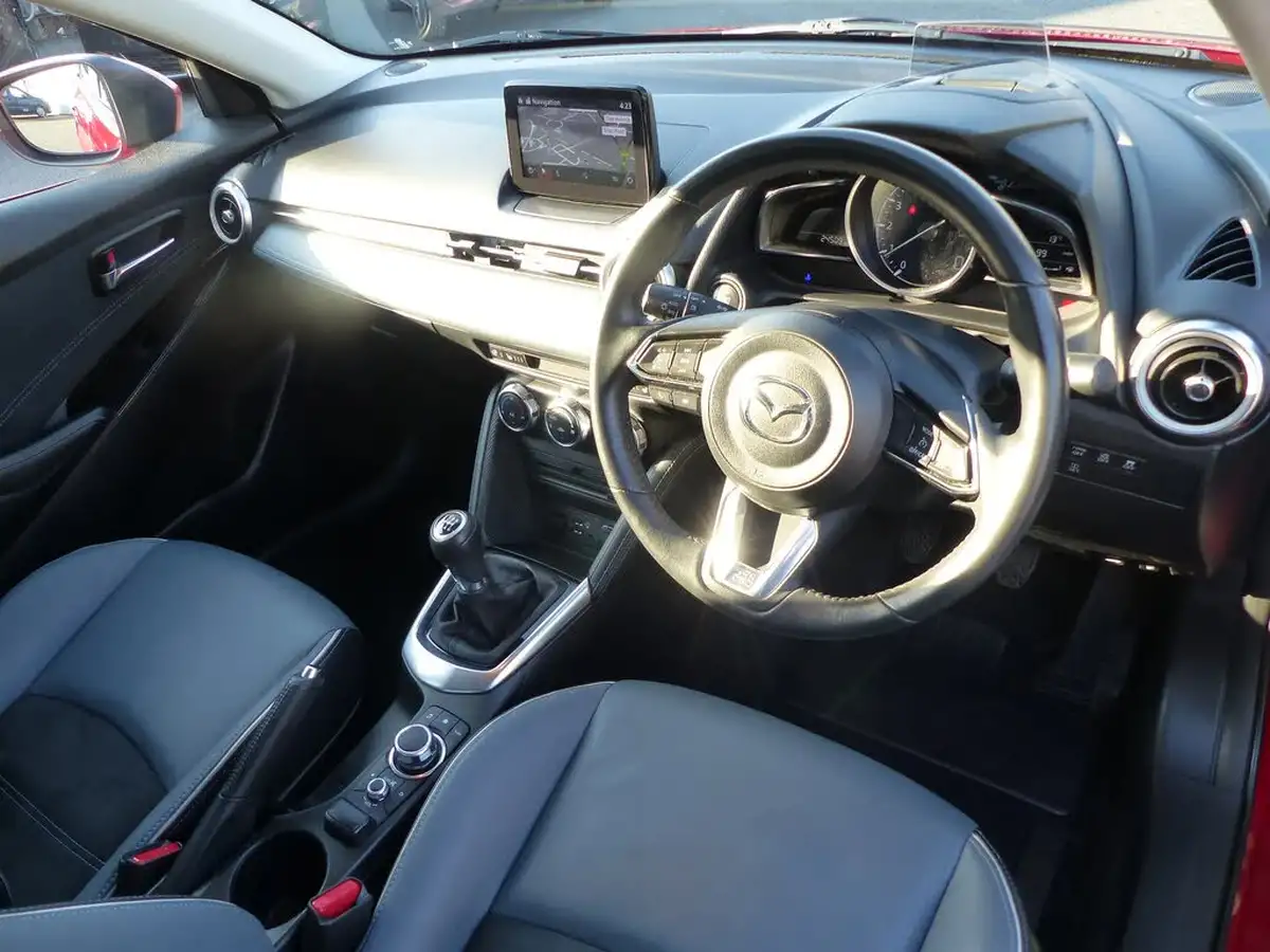 2020-mazda-mazda2-15-skyactiv-g-gt-sport-nav-light-stone-big-3