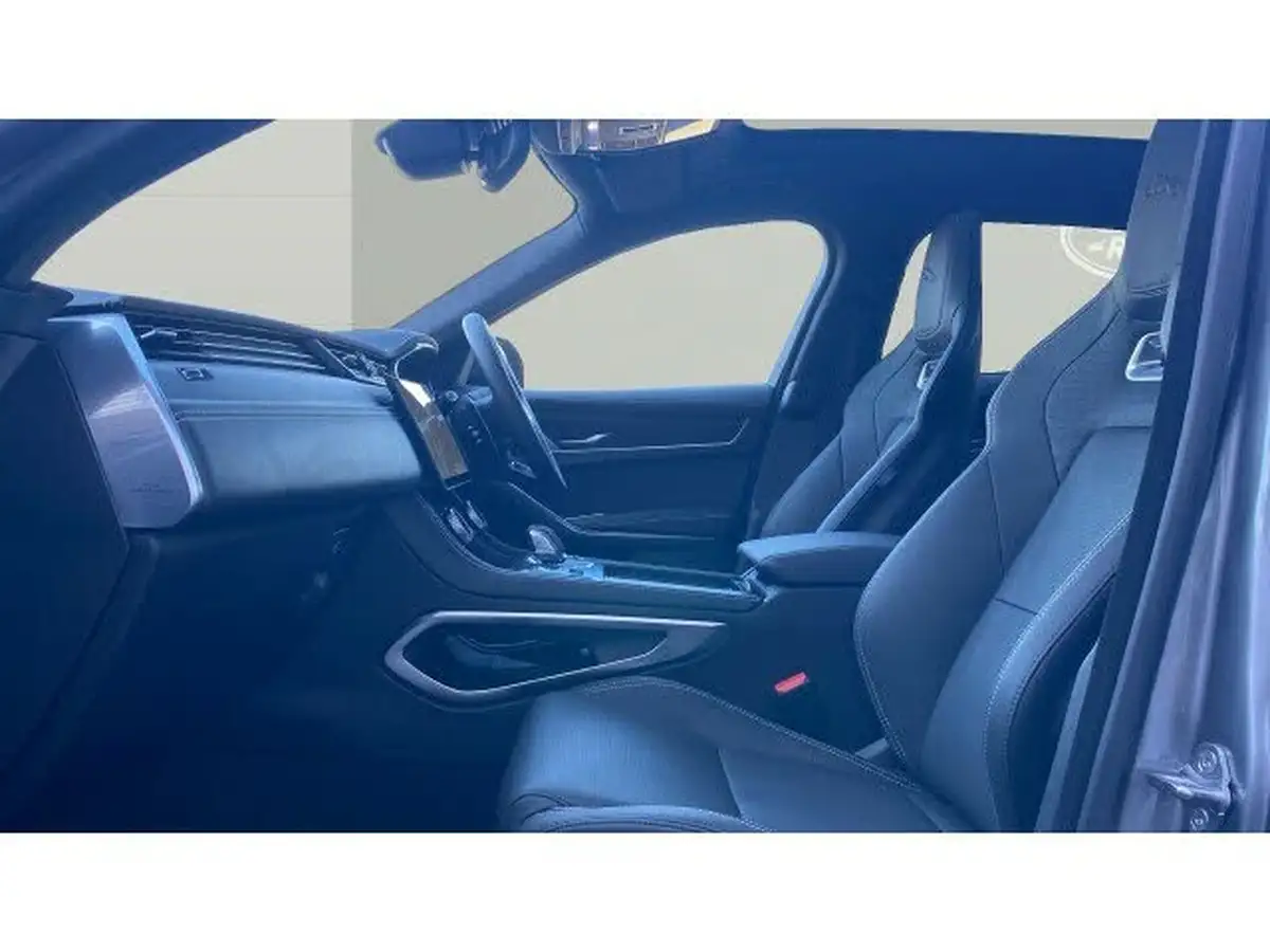 2024-jaguar-f-pace-20-d200-r-dynamic-hse-black-big-2