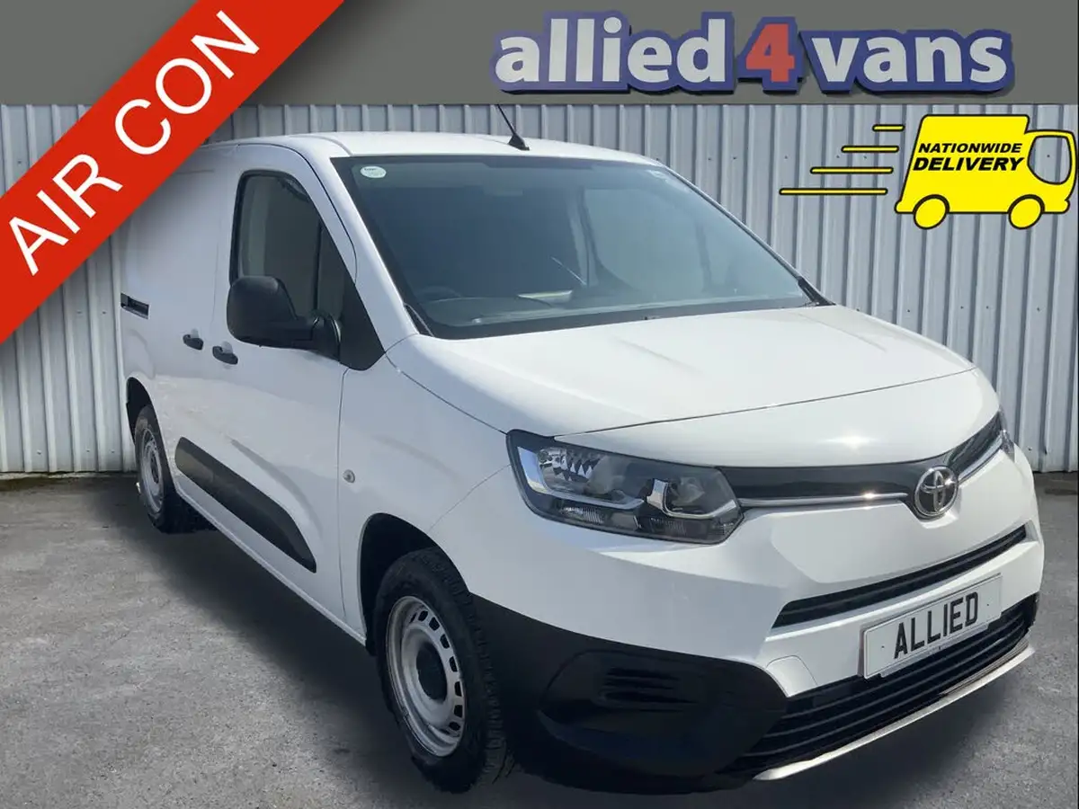 2022-toyota-proace-city-15d-active-big-0