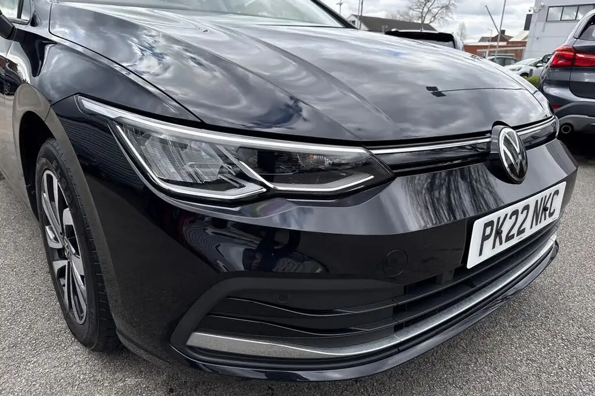 2022-volkswagen-golf-15-tsi-active-150ps-big-16