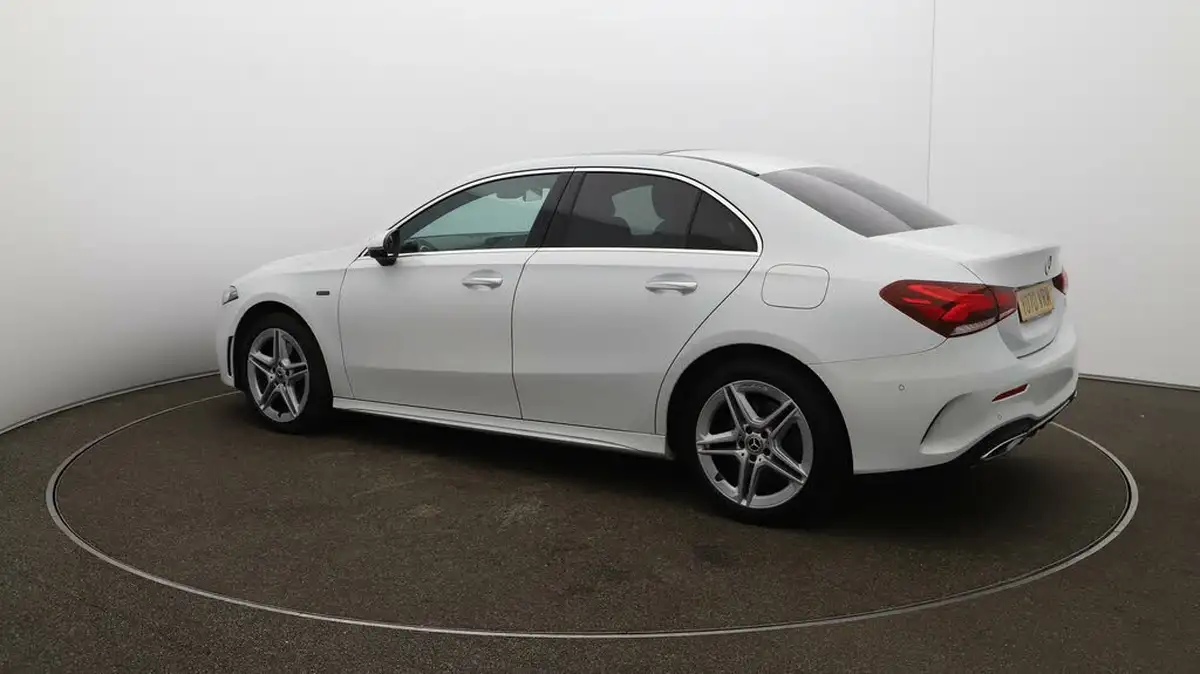 2020-mercedes-benz-a-class-13-a250e-amg-line-premium-plus-saloon-4d-big-30