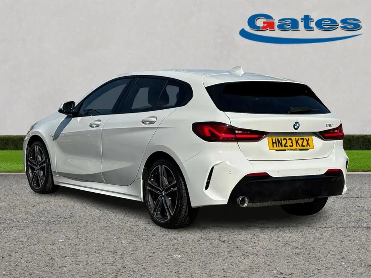 2023-bmw-1-series-15-118i-m-sport-lcp-dct-big-4