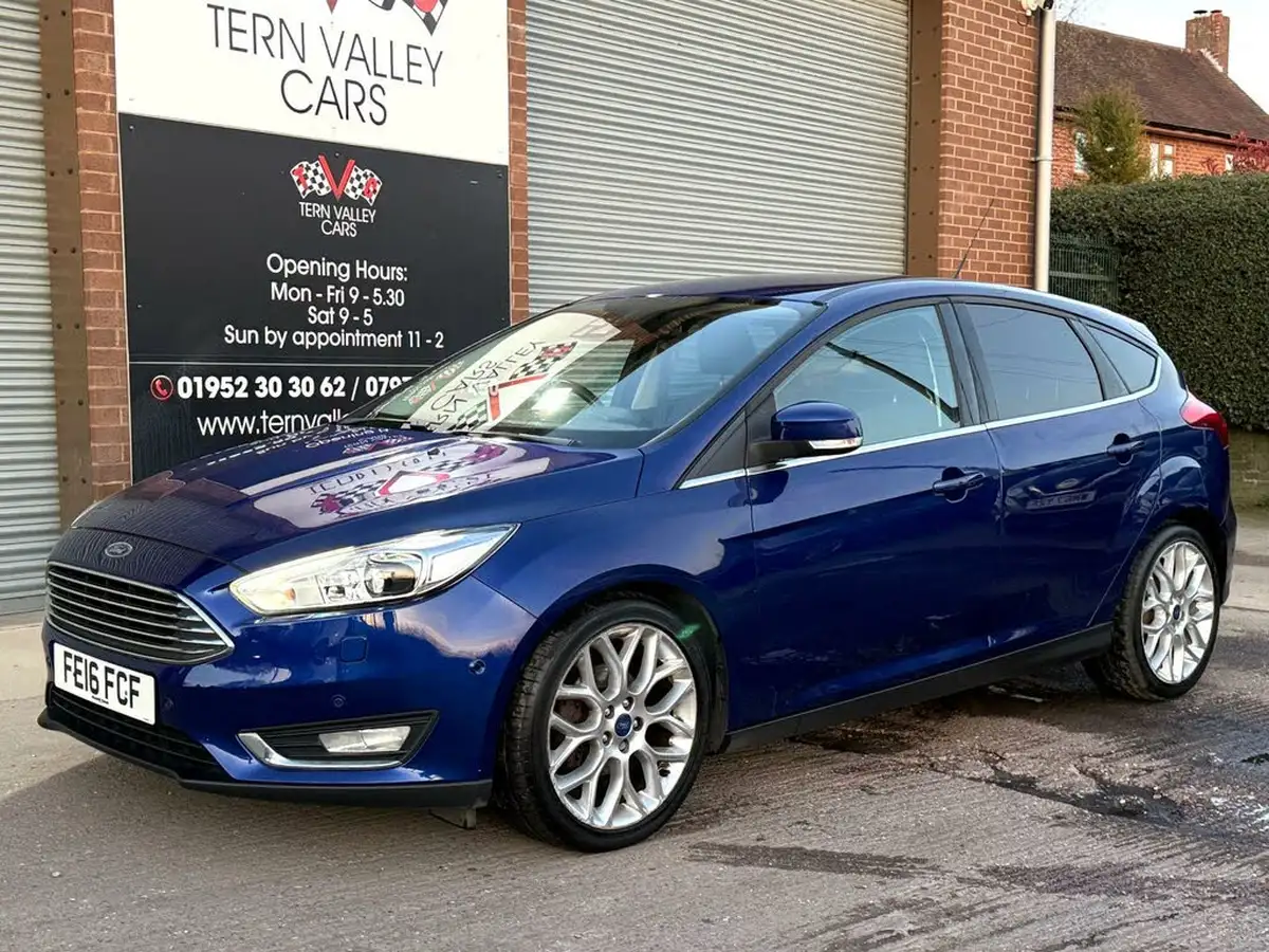 2016-ford-focus-10t-titanium-x-125ps-hatchback-big-23