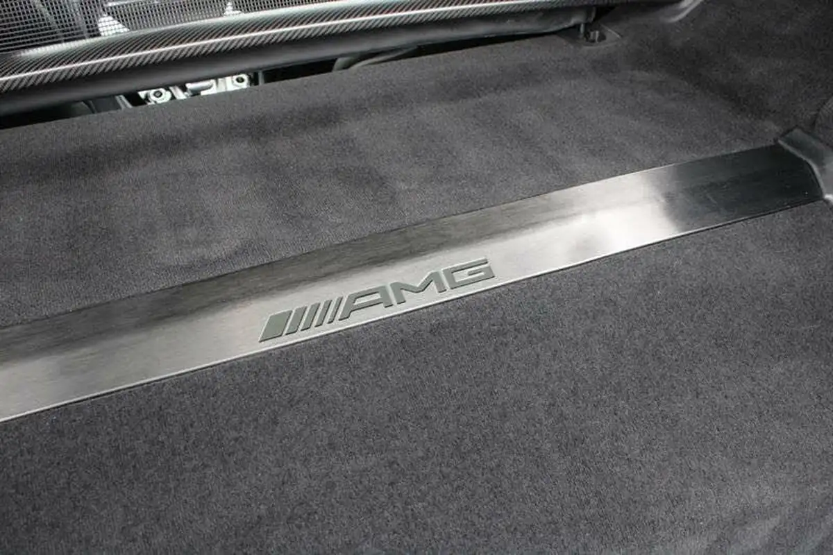 2019-mercedes-benz-amg-40-gt-r-premiumss-coupe-big-37