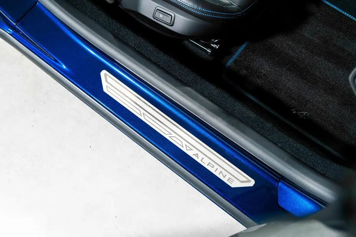 2021-alpine-a110-18-t-legende-big-31