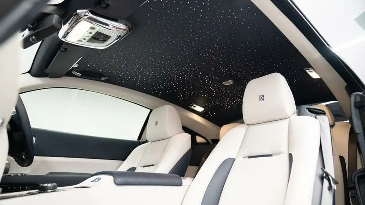 2018-rolls-royce-wraith-66-big-15
