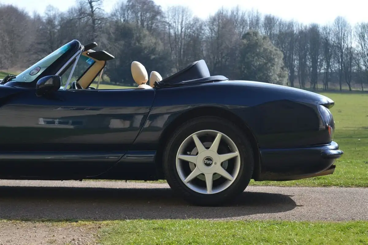 2001-tvr-chimaera-50-big-14