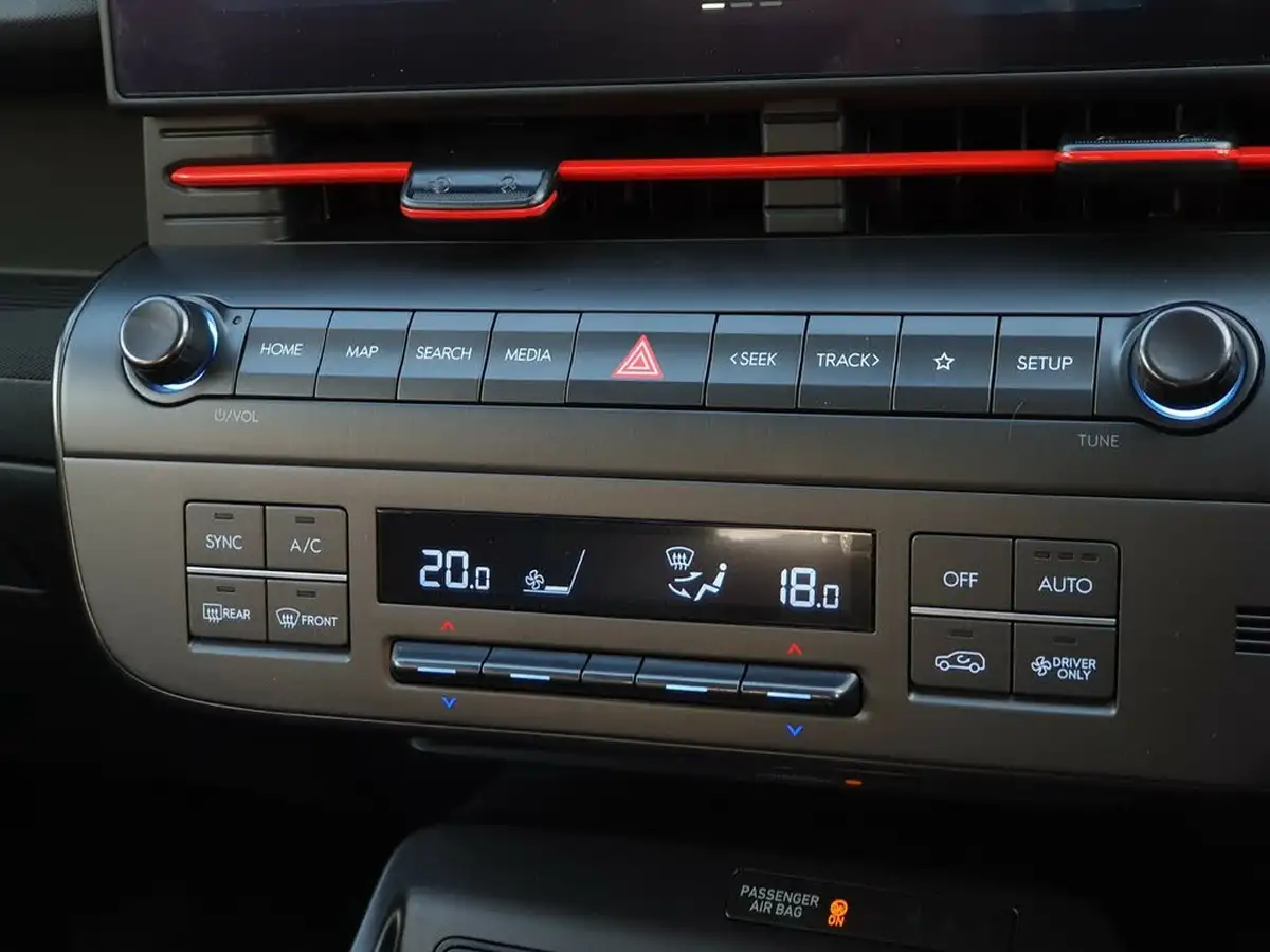 2024-hyundai-kona-16-gdi-n-line-141ps-dct-big-23