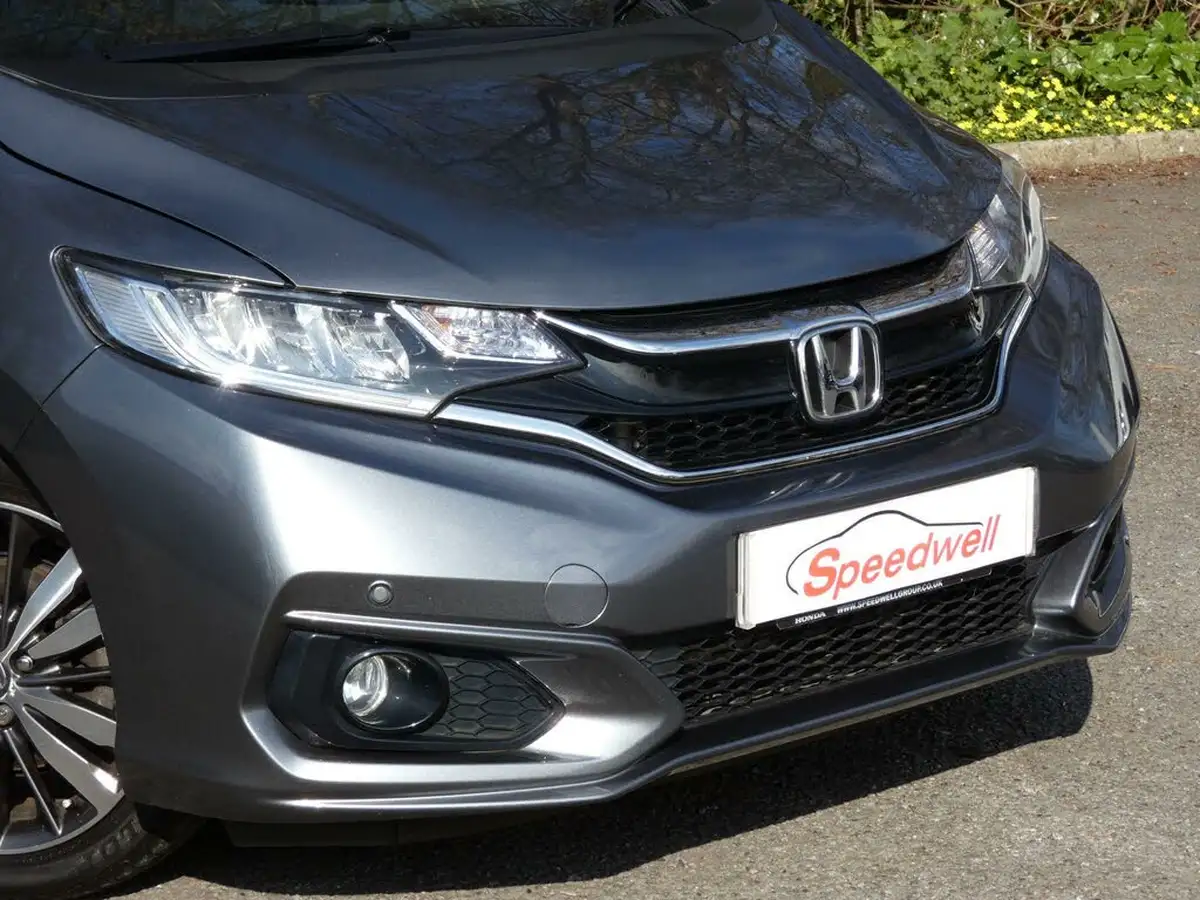 2019-honda-jazz-13-i-vtec-ex-navi-cvt-big-7