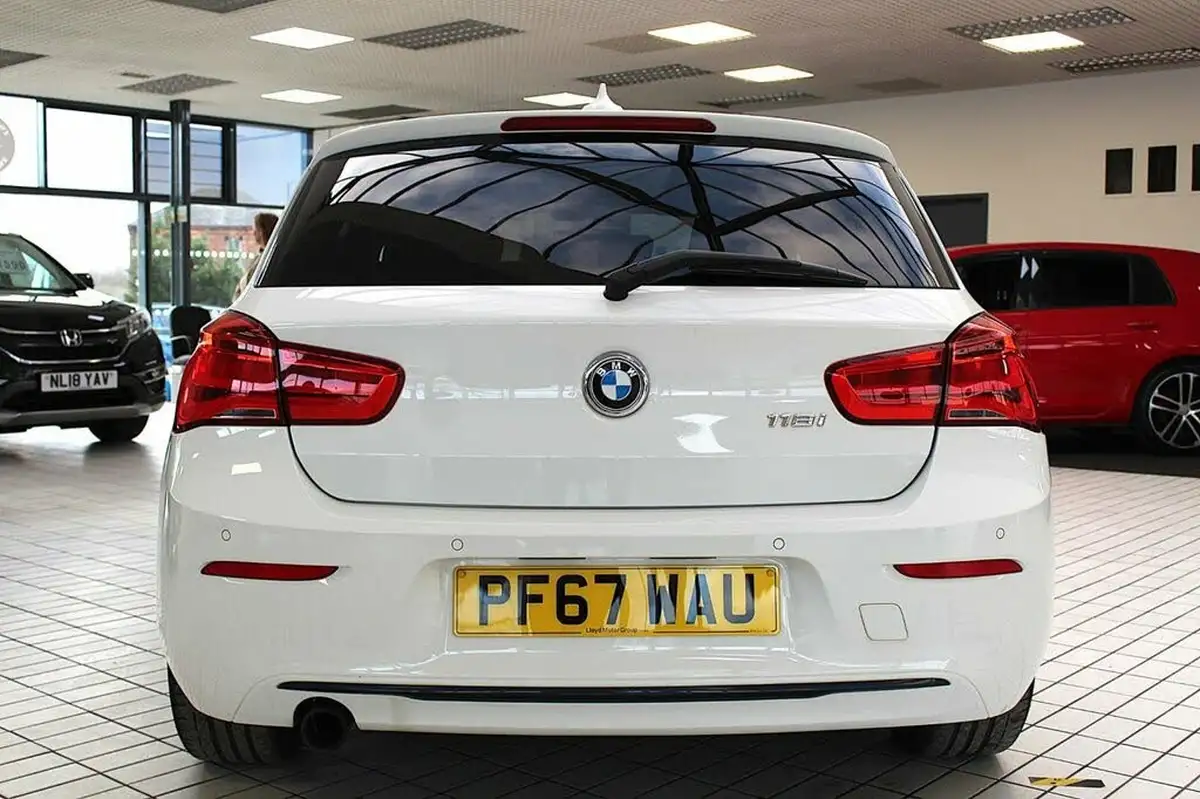 2018-bmw-1-series-15-118i-sport-5d-auto-big-13