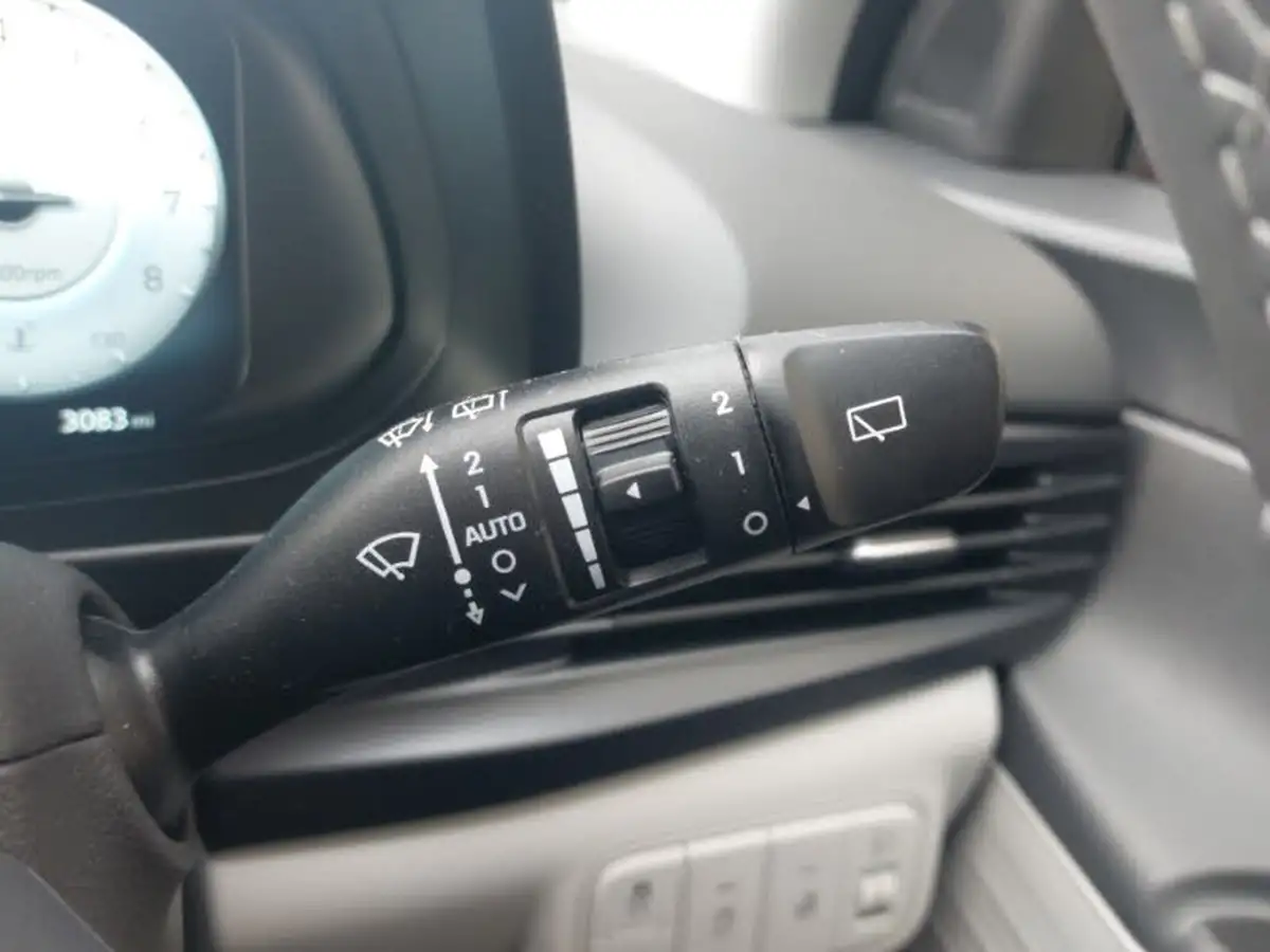 2024-hyundai-bayon-10-t-gdi-ultimate-100ps-7dct-big-18