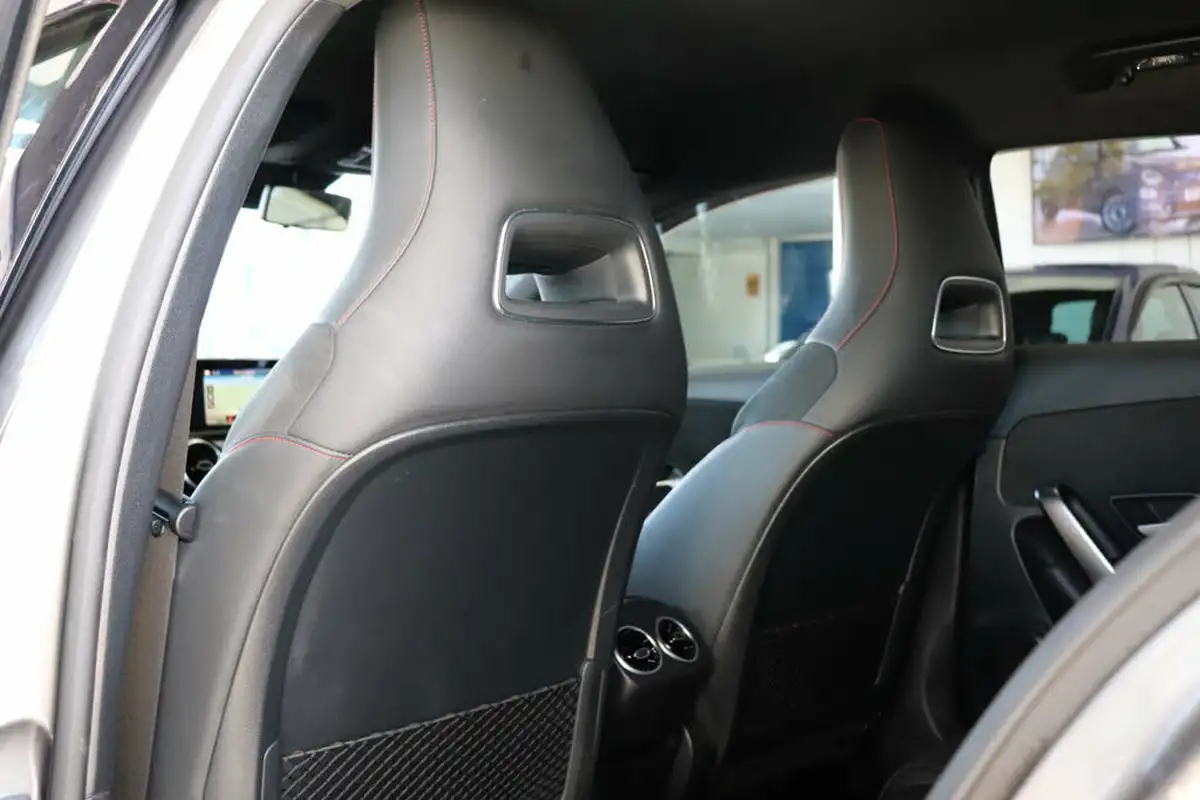 2020-mercedes-benz-a-class-20d-a200d-amg-line-hatchback-5d-big-31