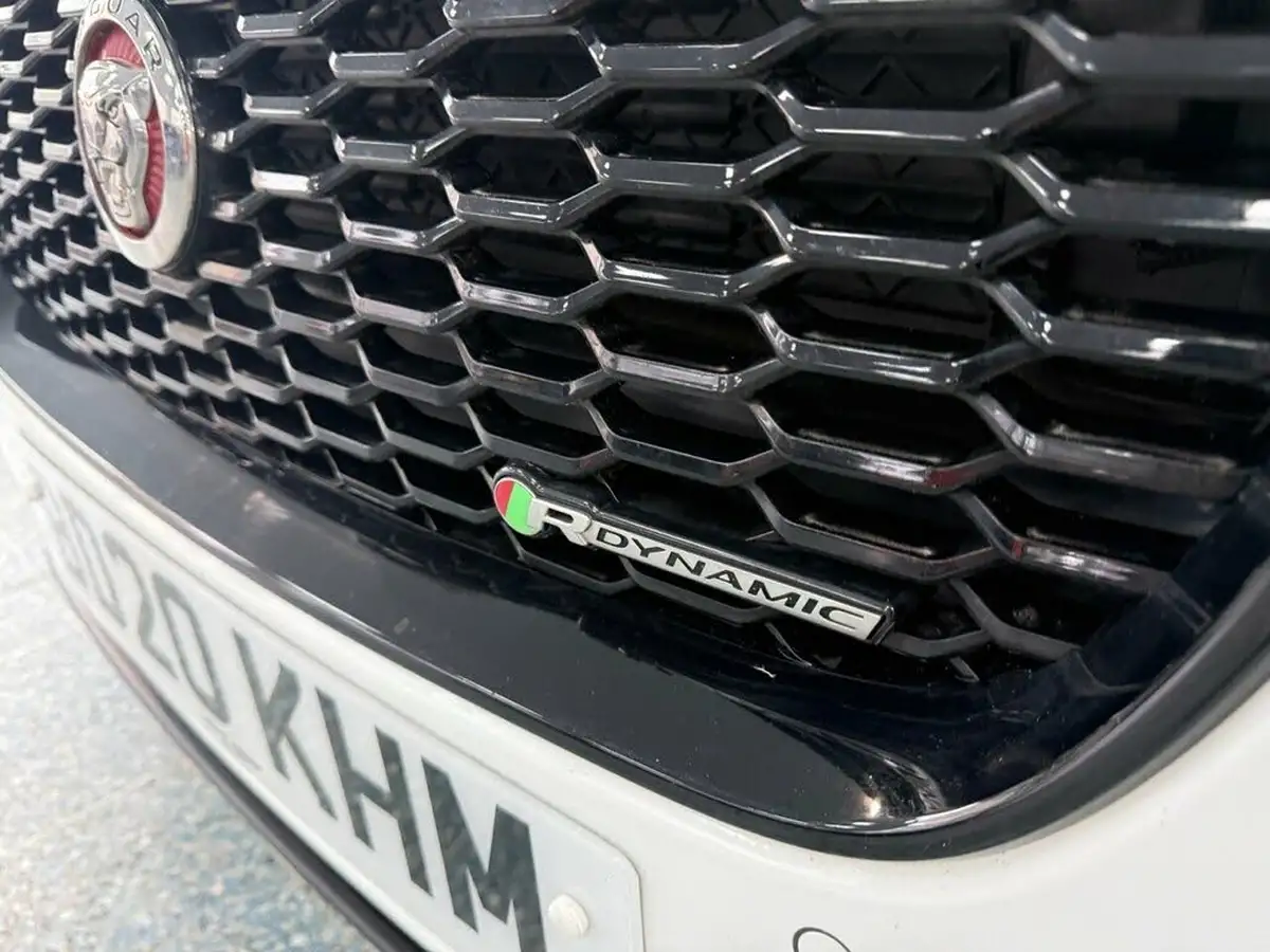 2020-jaguar-xe-20d-r-dynamic-se-awd-big-23