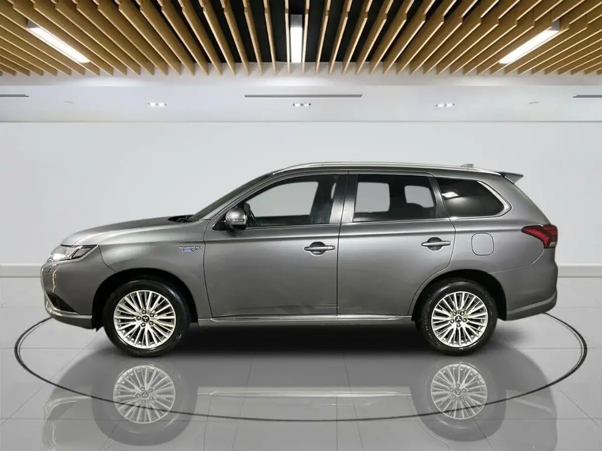 2020-mitsubishi-outlander-24-dynamic-phev-big-3