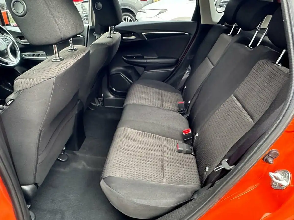 2018-honda-jazz-13-i-vtec-ex-navi-cvt-big-8