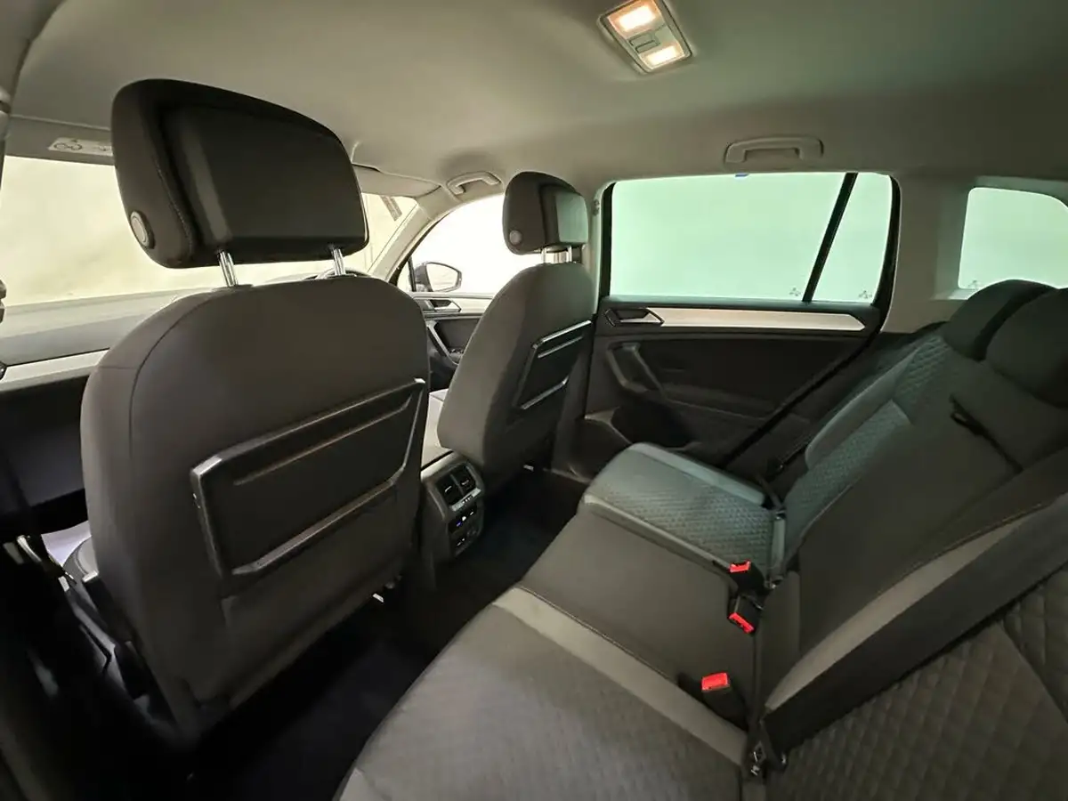 2018-volkswagen-tiguan-20tdi-se-navigation-150ps-ss-big-25