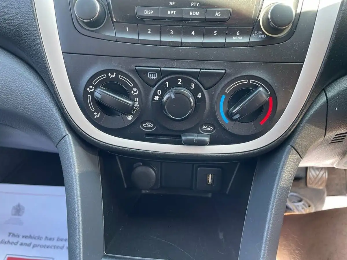 2015-suzuki-celerio-10-sz2-big-15