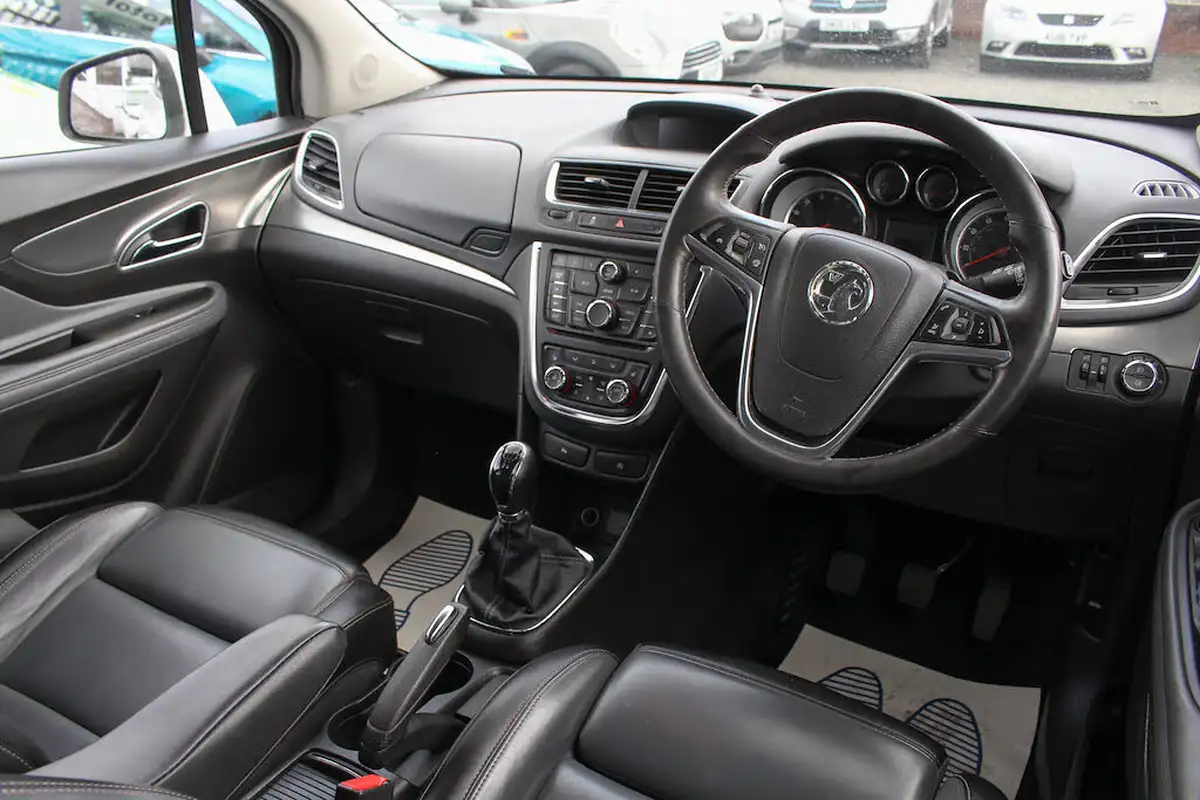 2017-vauxhall-mokka-16-se-big-14