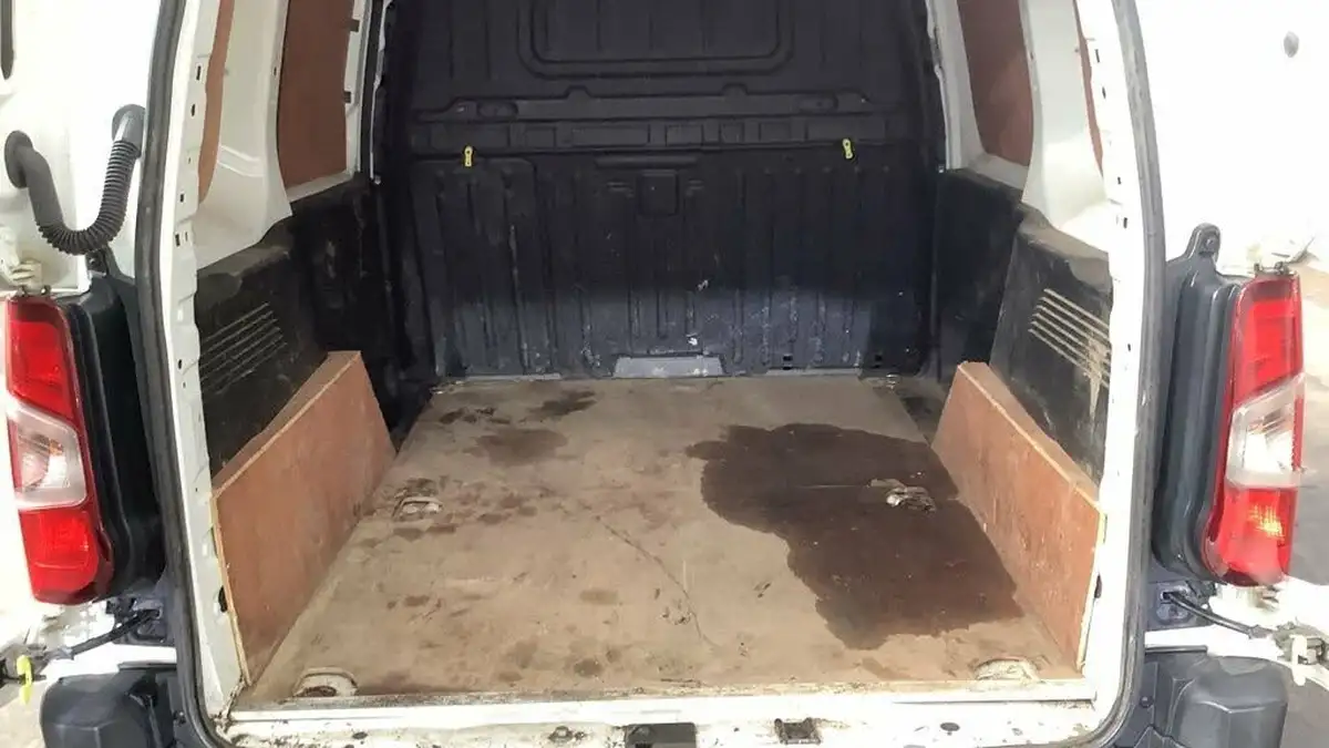 2020-citroen-berlingo-15bluehdi-1000-enterprise-100pseu6dt-e-ss-panel-big-5