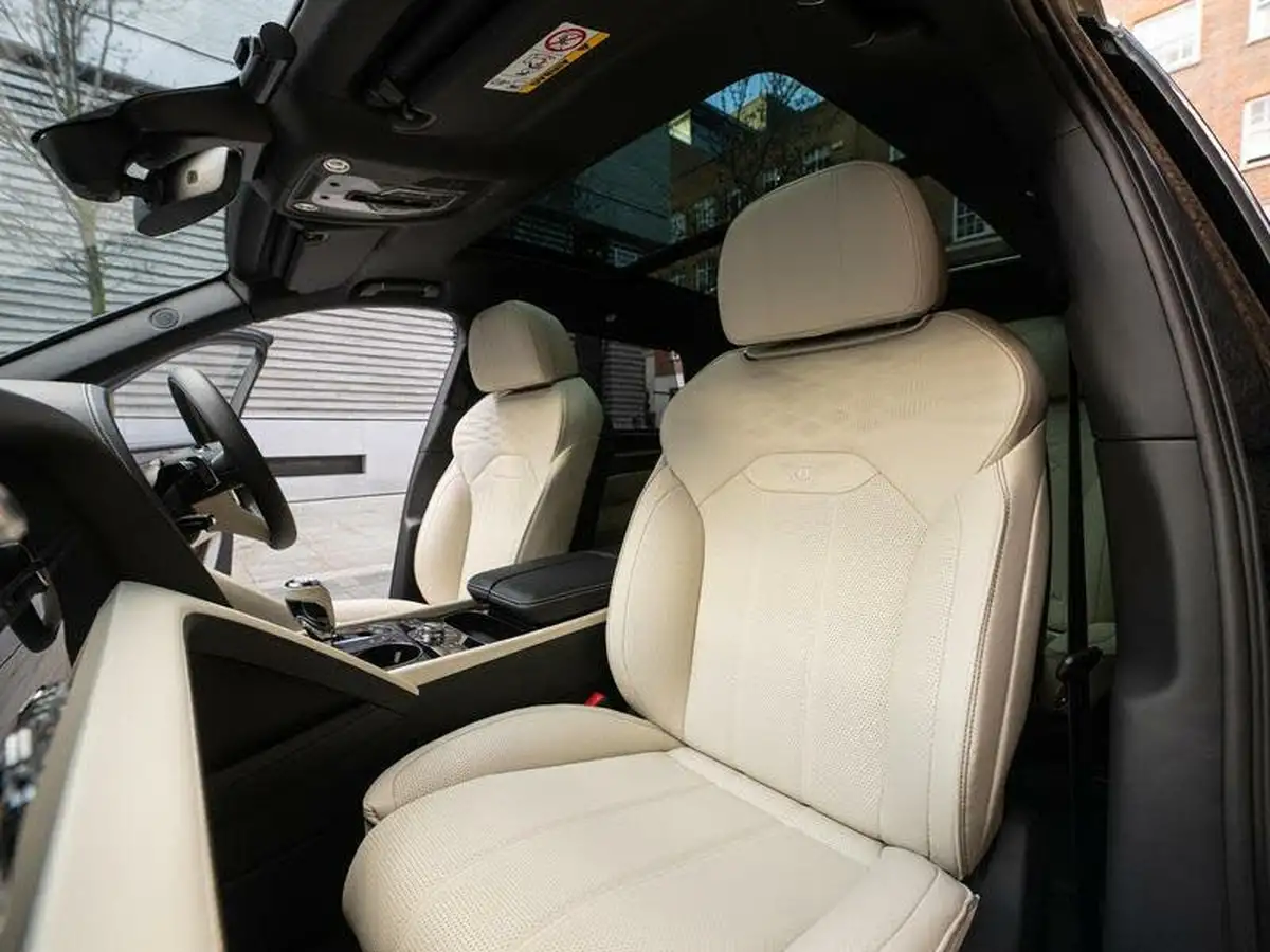 2024-bentley-bentayga-40-v8-extended-wheelbase-azure-big-8